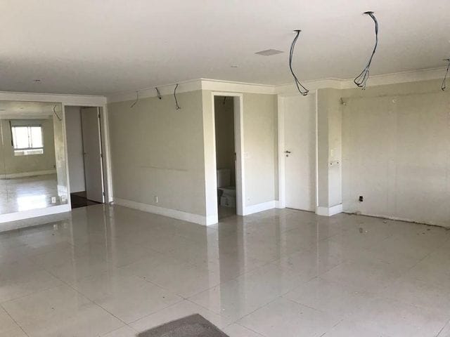 Sala com 140m², à venda, no bairro Vila Andrade em São Paulo