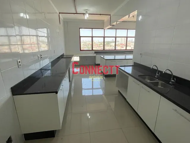 Sala com 47m², para alugar, no bairro Sumarezinho em Ribeirão Preto
