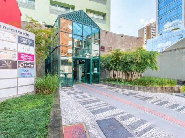 Sala à venda, no bairro Batel em Curitiba
