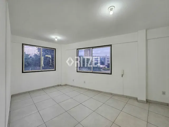 Sala para alugar, no bairro Centro em Novo Hamburgo