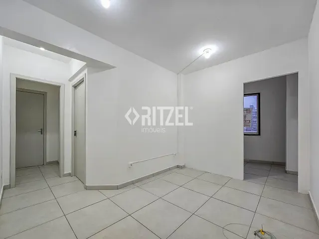 Sala para alugar, no bairro Centro em Novo Hamburgo