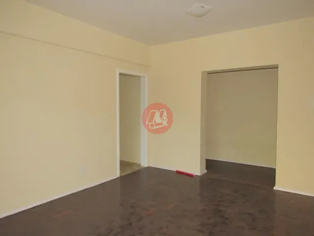 Sala com 95m², à venda ou para alugar, no bairro Rio Branco em Porto Alegre