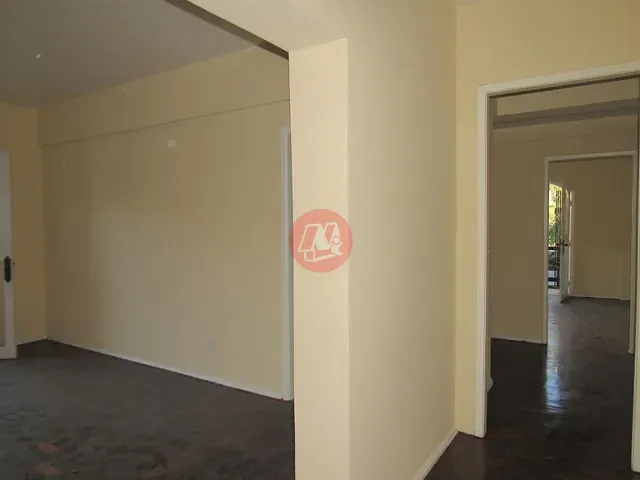 Sala com 95m², à venda ou para alugar, no bairro Rio Branco em Porto Alegre