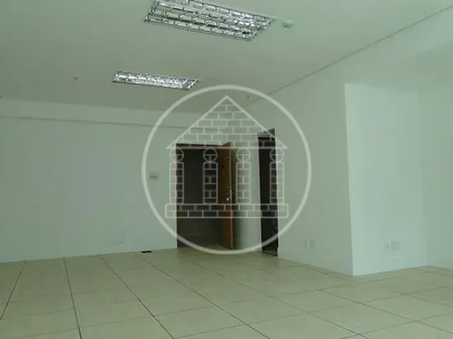 Sala com 57m², à venda, no bairro Morumbi em São Paulo