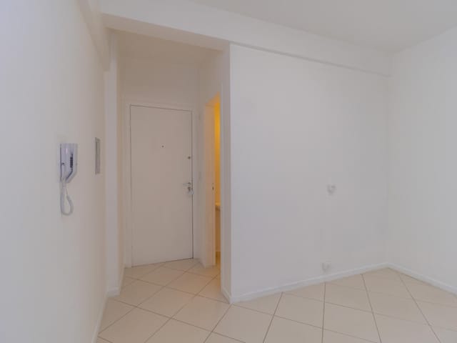 Sala à venda, no bairro Água Verde em Curitiba