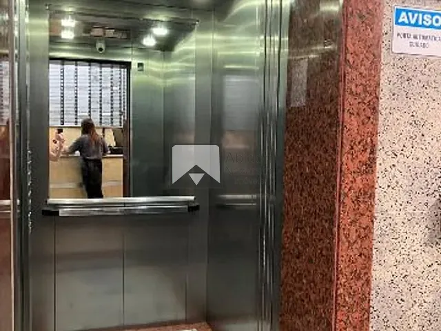 Sala com 25m², à venda, no bairro Centro em Niterói