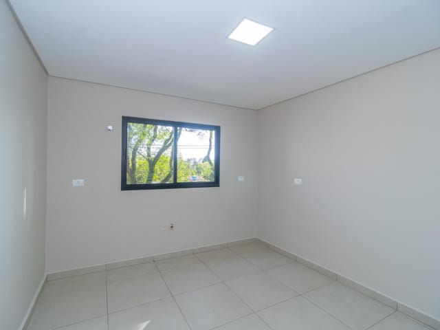 Sala para alugar, no bairro Vila Izabel em Curitiba