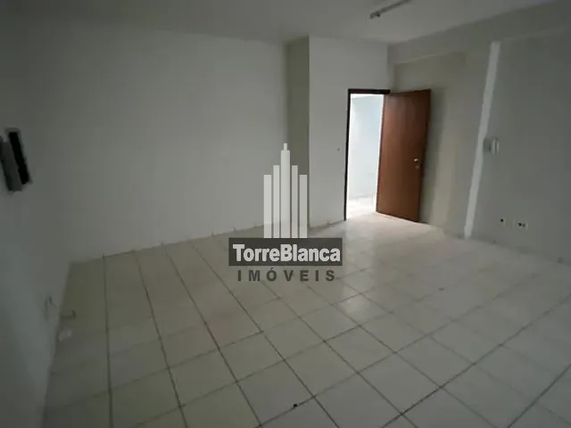 Sala para alugar, no bairro Nova Rússia em Ponta Grossa