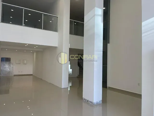 Sala à venda, no bairro Meia Praia em Itapema