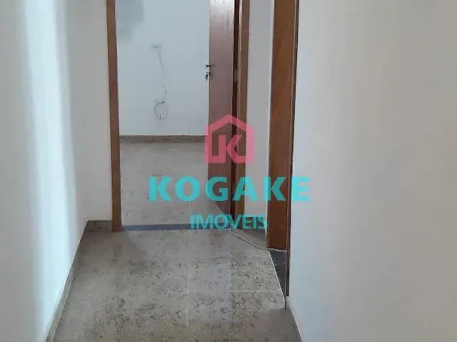 Sala com 10m², para alugar, no bairro Jardim Ismênia em São José Dos Campos