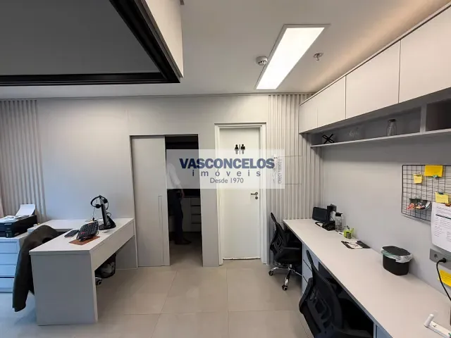 Sala com 45m², à venda ou para alugar, no bairro Centro em São José dos Campos