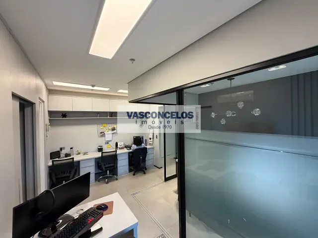 Sala com 45m², à venda ou para alugar, no bairro Centro em São José dos Campos
