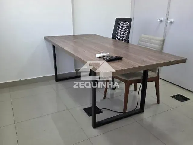 Sala com 62m², para alugar, no bairro Industrial Autonomistas em Osasco