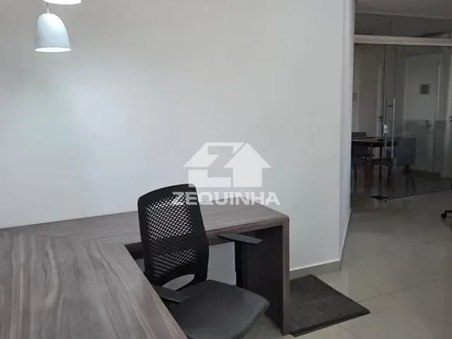 Sala com 62m², para alugar, no bairro Industrial Autonomistas em Osasco