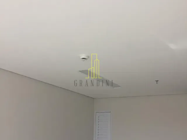 Sala à venda, no bairro Baeta Neves em São Bernardo do Campo