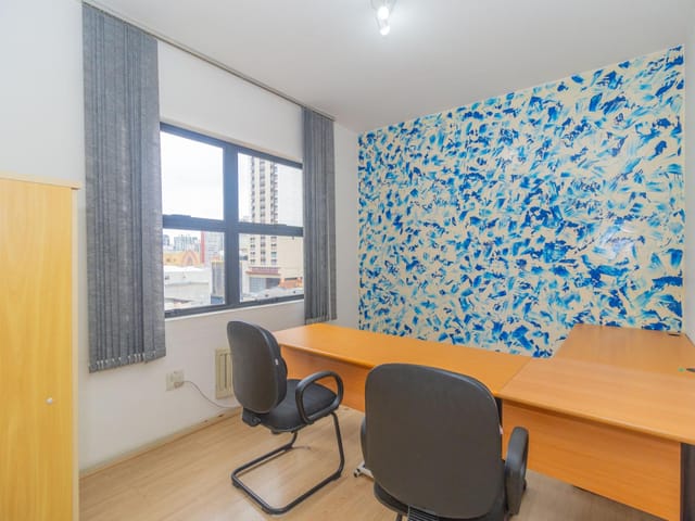Sala para alugar, no bairro Centro em Curitiba