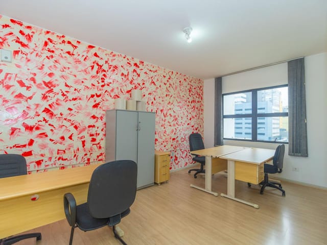 Sala para alugar, no bairro Centro em Curitiba