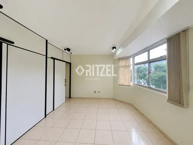 Sala com 73m², para alugar, no bairro Centro em Novo Hamburgo