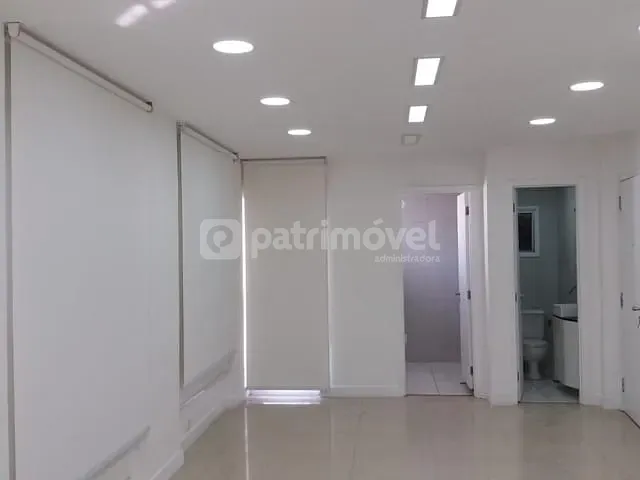 Sala com 100m², para alugar, no bairro Barra da Tijuca em Rio de Janeiro