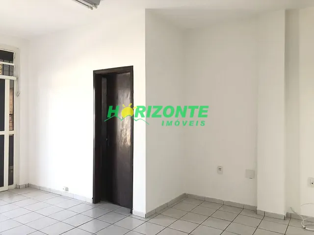 Sala com 60m², para alugar, no bairro Centro em São José dos Campos