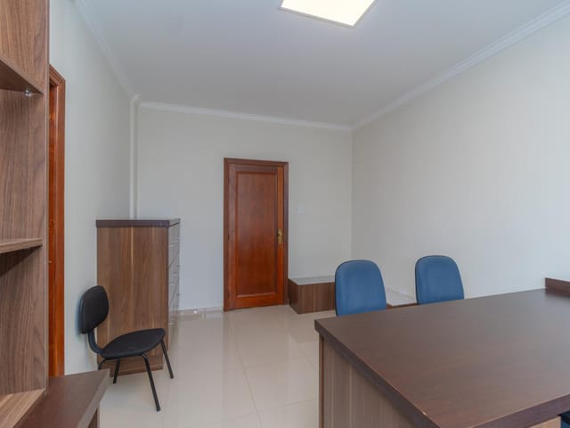 Sala para alugar, no bairro Centro em Curitiba