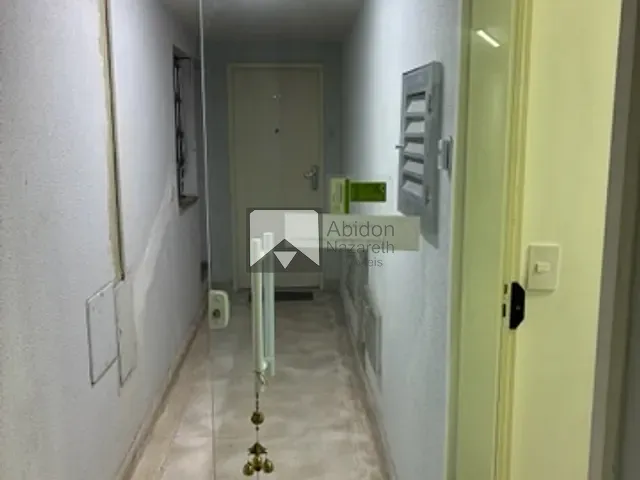 Sala com 27m², à venda, no bairro Centro em Niterói