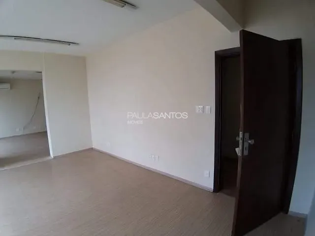Sala à venda ou para alugar, no bairro Centro em Sorocaba