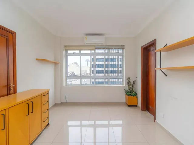 Sala para alugar, no bairro Centro em Curitiba