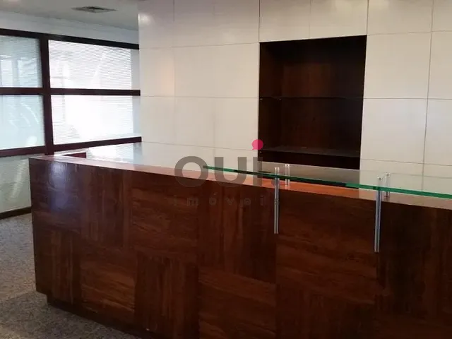 Sala para alugar, no bairro Itaim Bibi em São Paulo