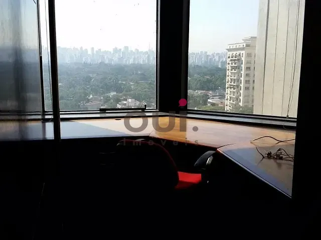 Sala para alugar, no bairro Itaim Bibi em São Paulo