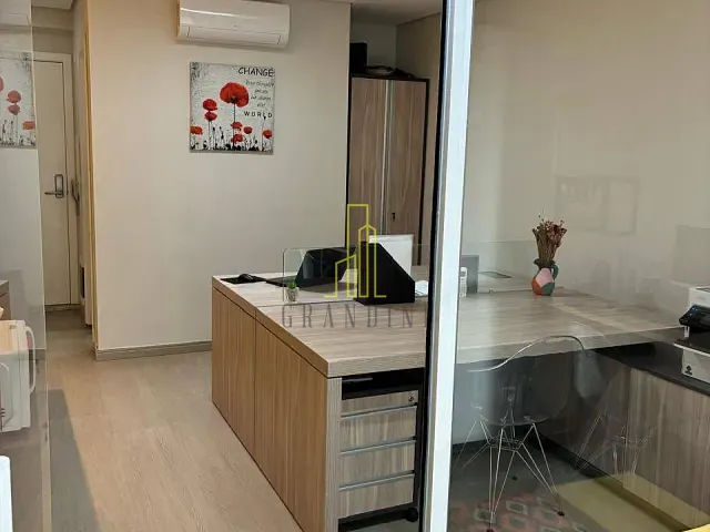 Sala à venda ou para alugar, no bairro Centro em São Bernardo do Campo