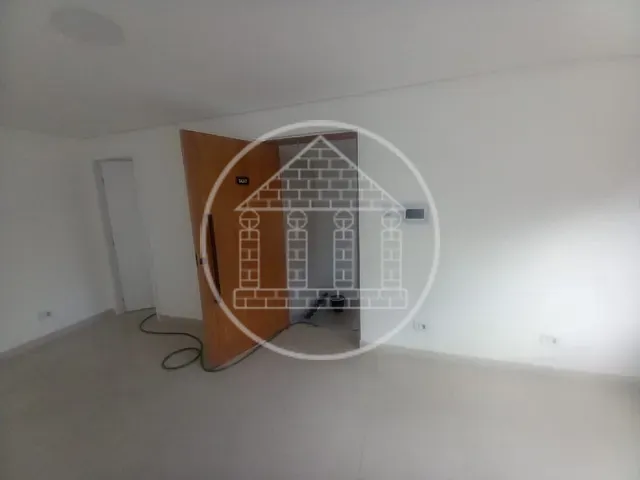 Sala com 50m², para alugar, no bairro Vila das Belezas em São Paulo