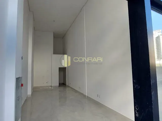Sala para alugar, no bairro Centro em Itapema