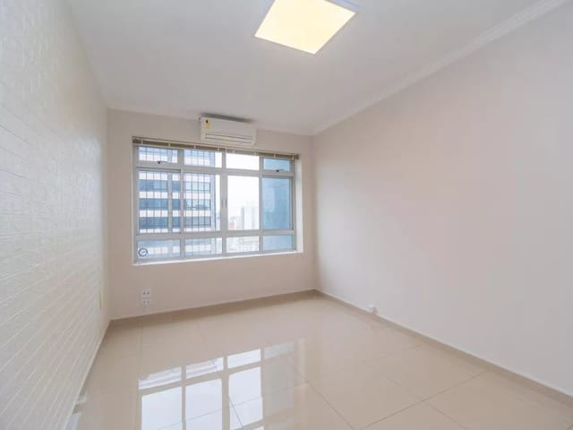 Sala para alugar, no bairro Centro em Curitiba