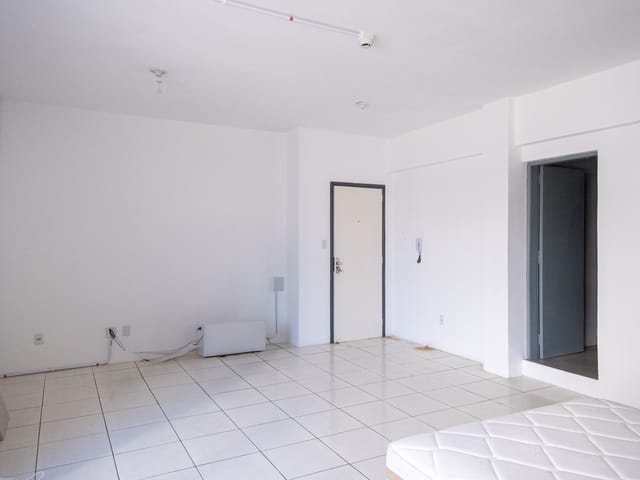 Sala para alugar, no bairro Centro em Pelotas