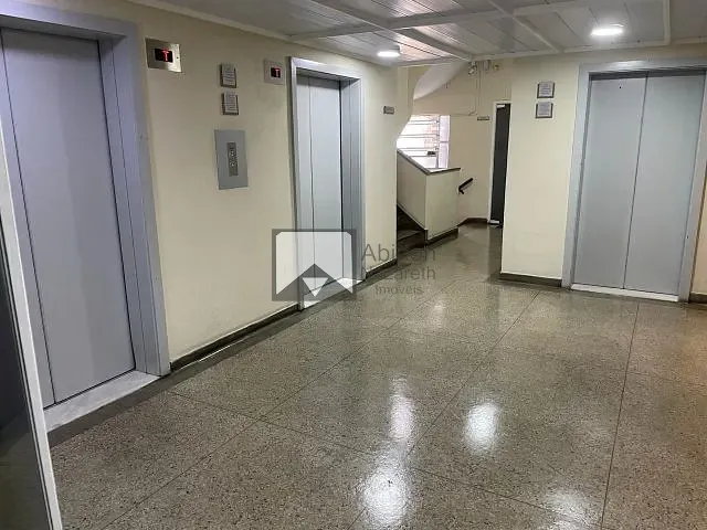 Sala com 44m², à venda, no bairro Centro em Niterói