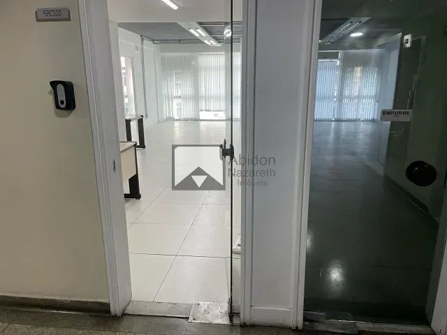 Sala com 44m², à venda, no bairro Centro em Niterói