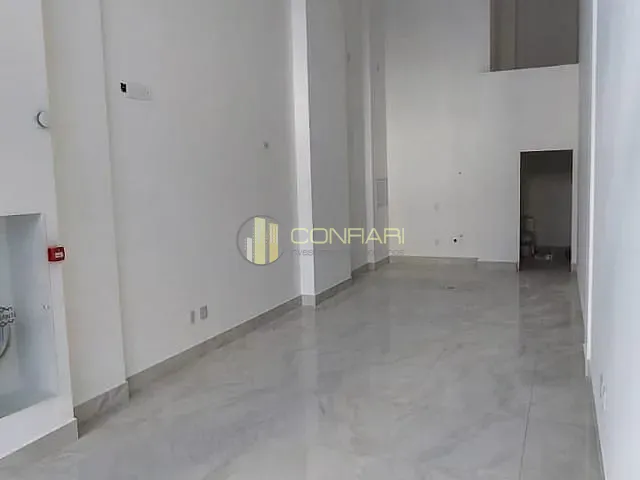 Sala para alugar, no bairro Centro em Itapema