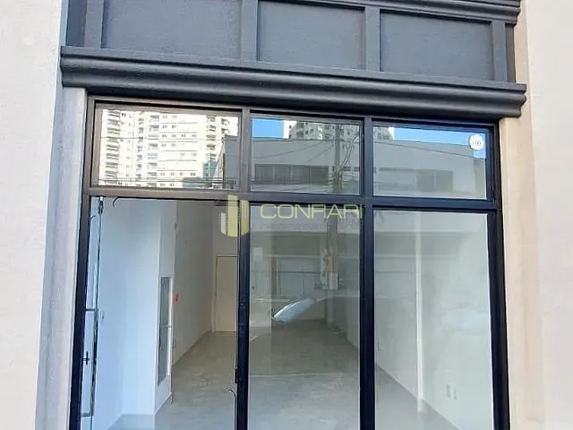 Sala para alugar, no bairro Centro em Itapema