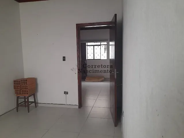 Sala com 24m², para alugar, no bairro Centro em Jacareí
