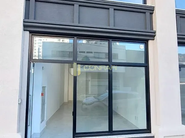Sala para alugar, no bairro Centro em Itapema