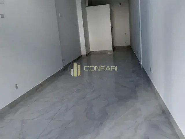 Sala para alugar, no bairro Centro em Itapema