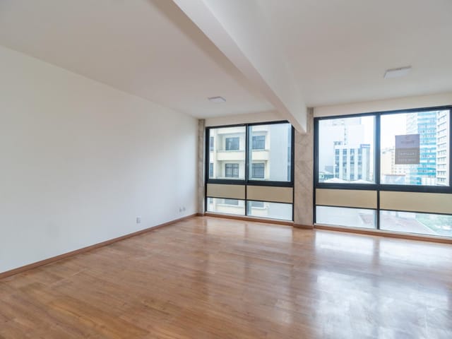 Sala para alugar, no bairro Centro em Curitiba