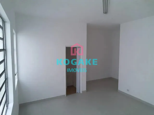 Sala com 26m², para alugar, no bairro Jardim Satélite em São José Dos Campos