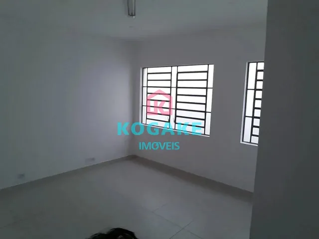 Sala com 26m², para alugar, no bairro Jardim Satélite em São José Dos Campos