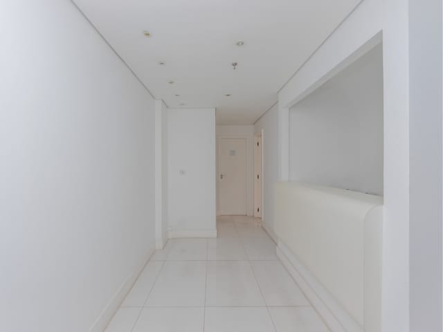 Sala com 47m², à venda, no bairro Vila Nova Conceição em São Paulo
