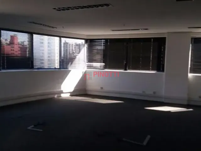 Sala para alugar, no bairro Santa Terezinha em São Bernardo do Campo