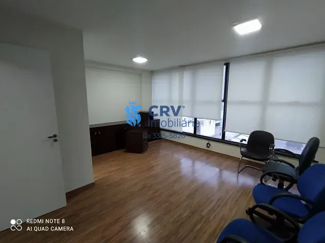 Sala com 70m², para alugar, no bairro Centro em Londrina