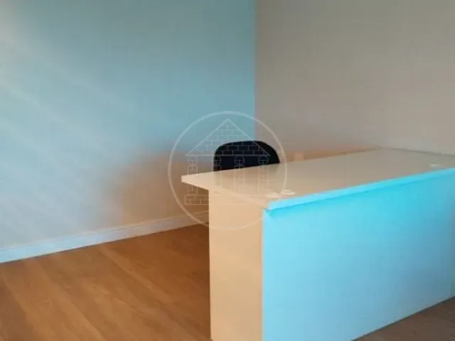 Sala com 46m², à venda, no bairro Pinheiros em São Paulo