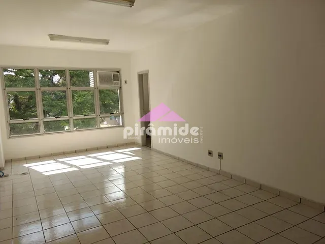 Sala com 30m², à venda, no bairro Vila Guaianazes em São José dos Campos